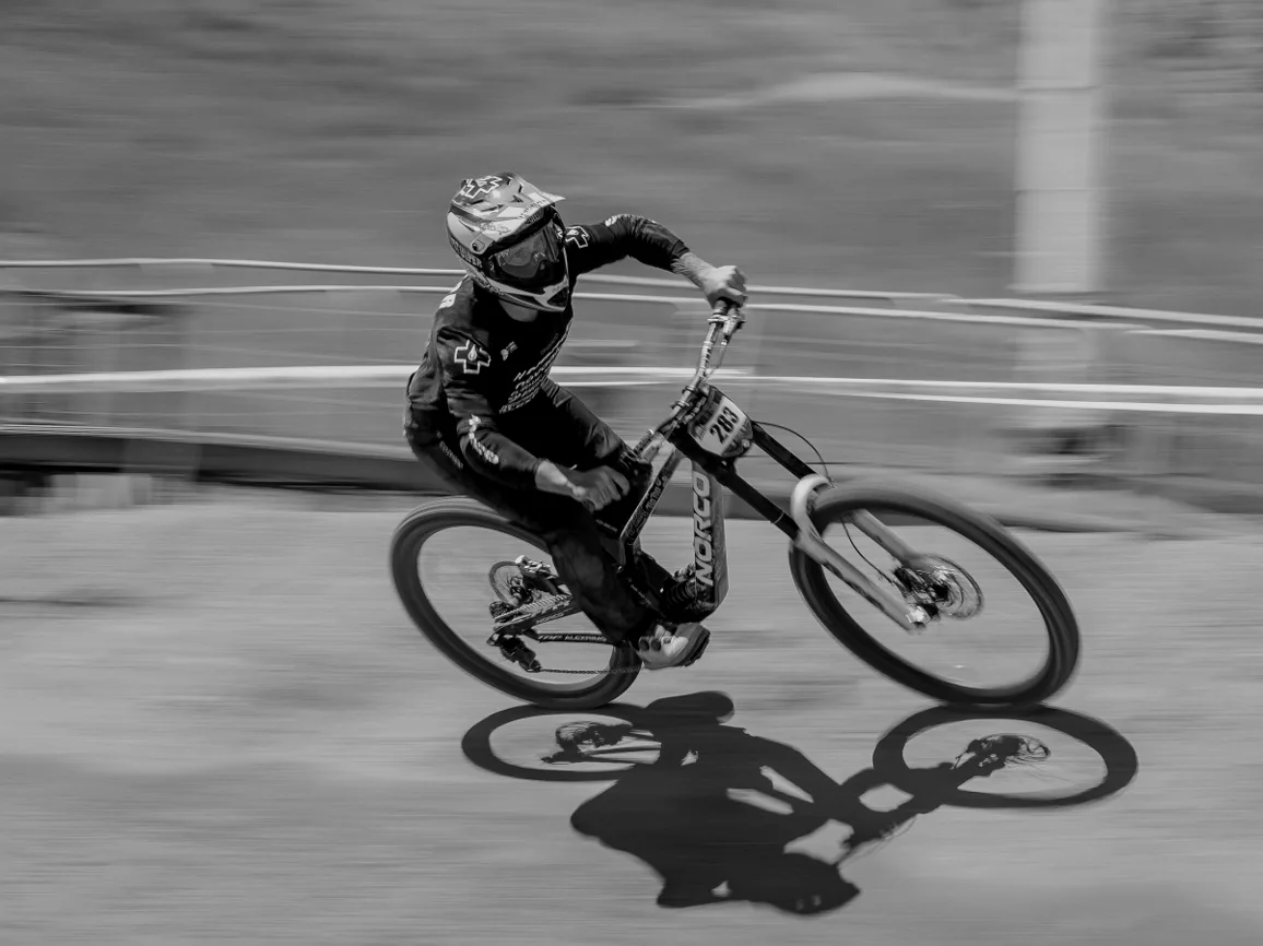 Jason Connor railing a corner mid-race